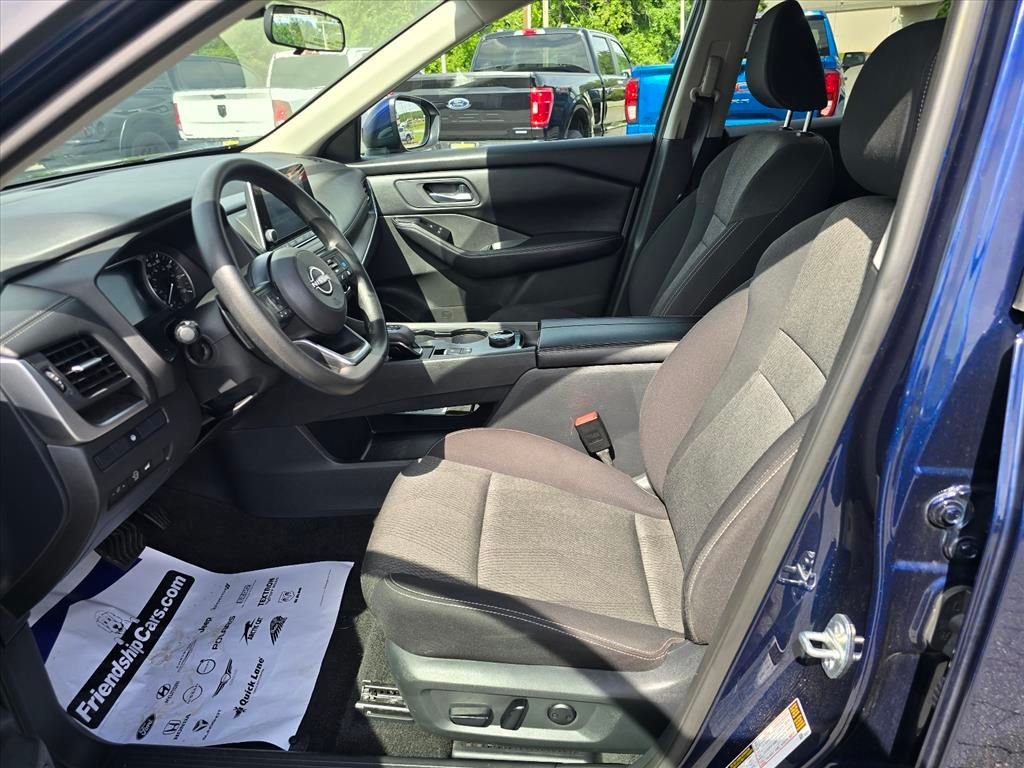 Used 2024 Blue Nissan SV image 11
