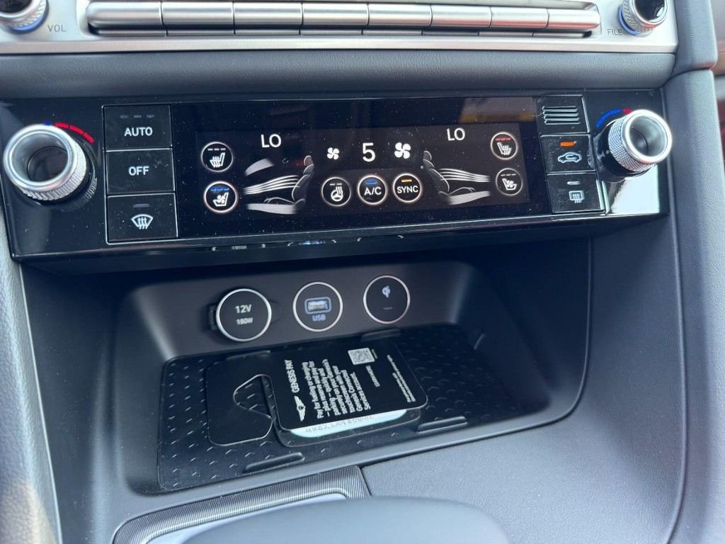 New 2026 Savile Silver Genesis 3.3T Sport Prestige image 15