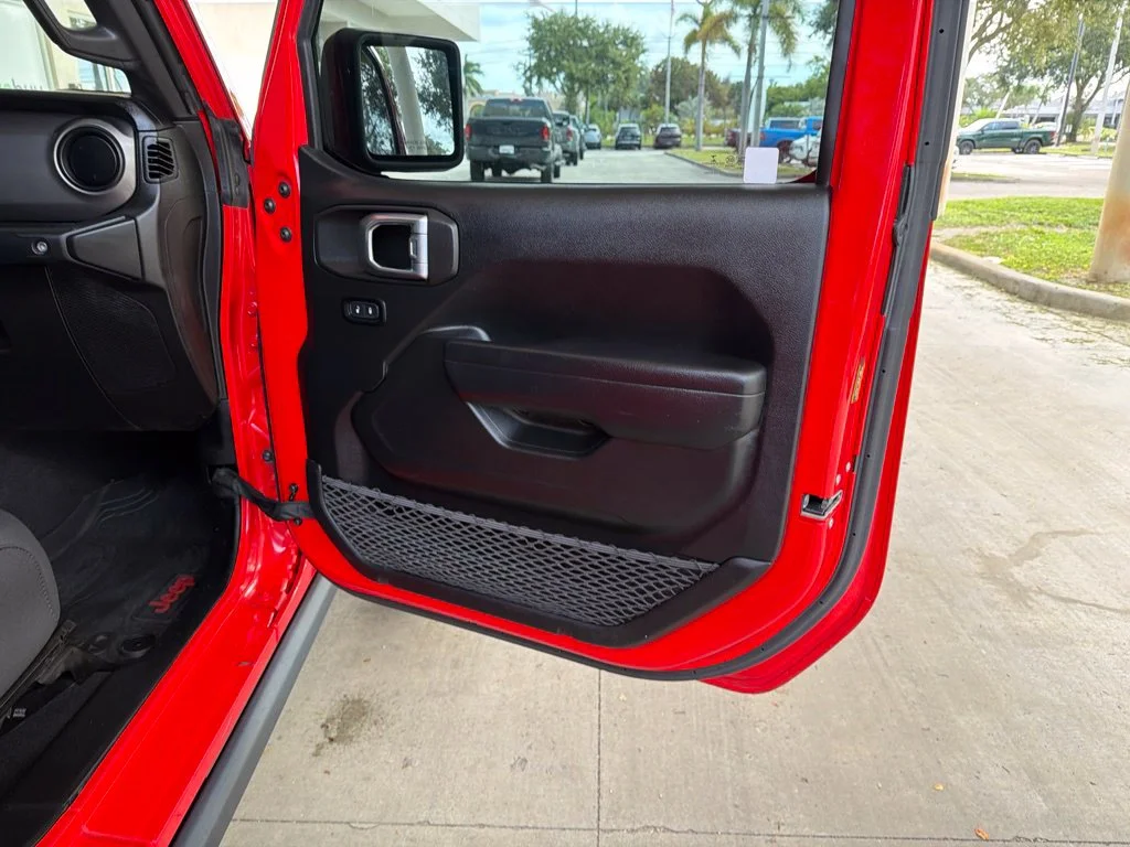 Used 2021 Red Jeep Willys image 27