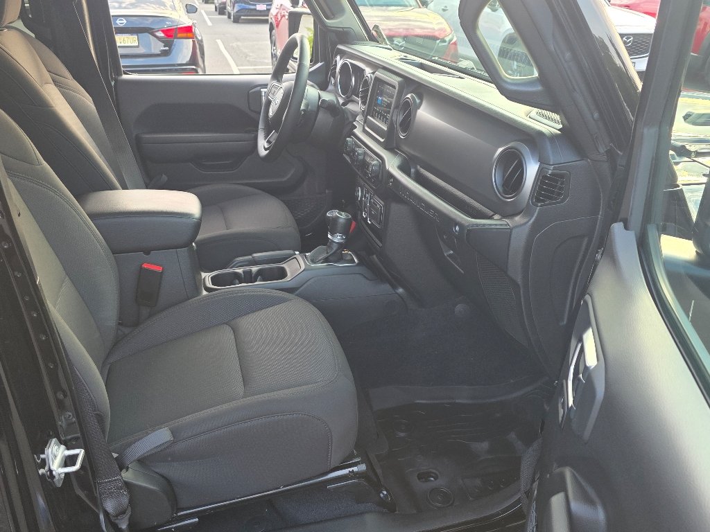Used 2023 Black Clear Coat Jeep Sport S image 22