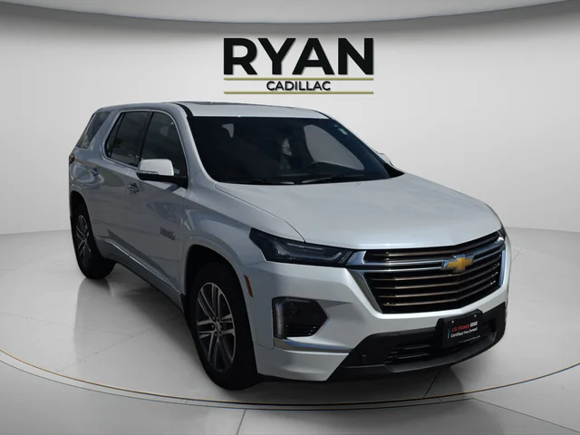 2023 Chevrolet Traverse AWD High Country's photo