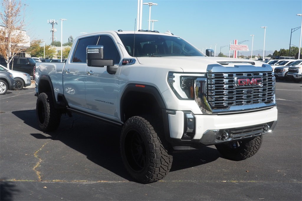 2024 Gmc Sierra HD Denali photo 3