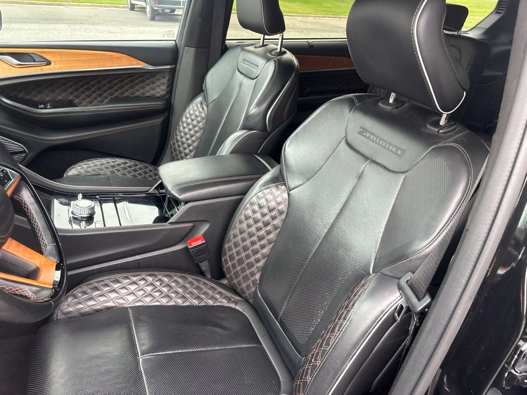 Used 2021 Black Jeep Summit image 15