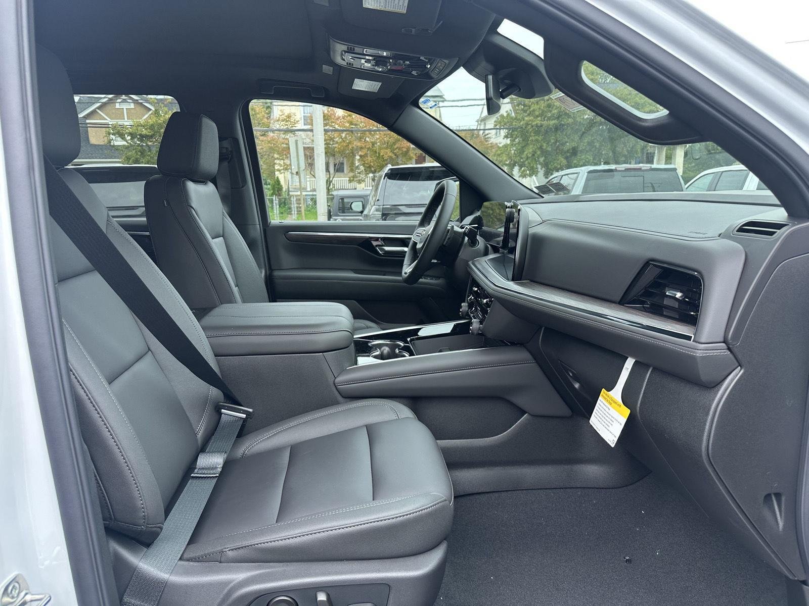 2027 Chevrolet Tahoe LT - Photo 14