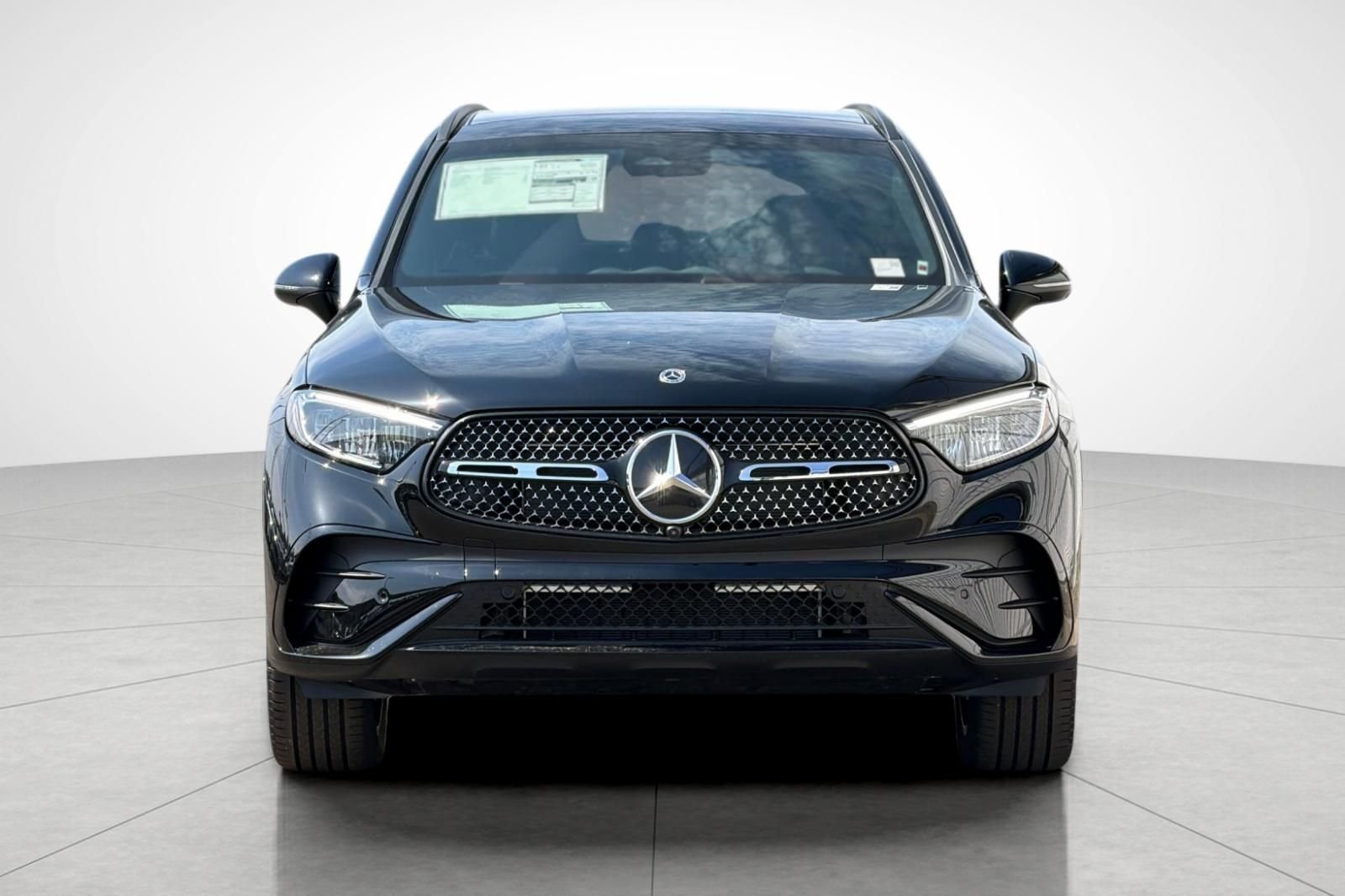New 2026 Black Mercedes-Benz GLC 300 image 8