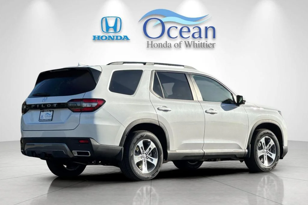 New 2026 Platinum White Pearl Honda EX-L image 4