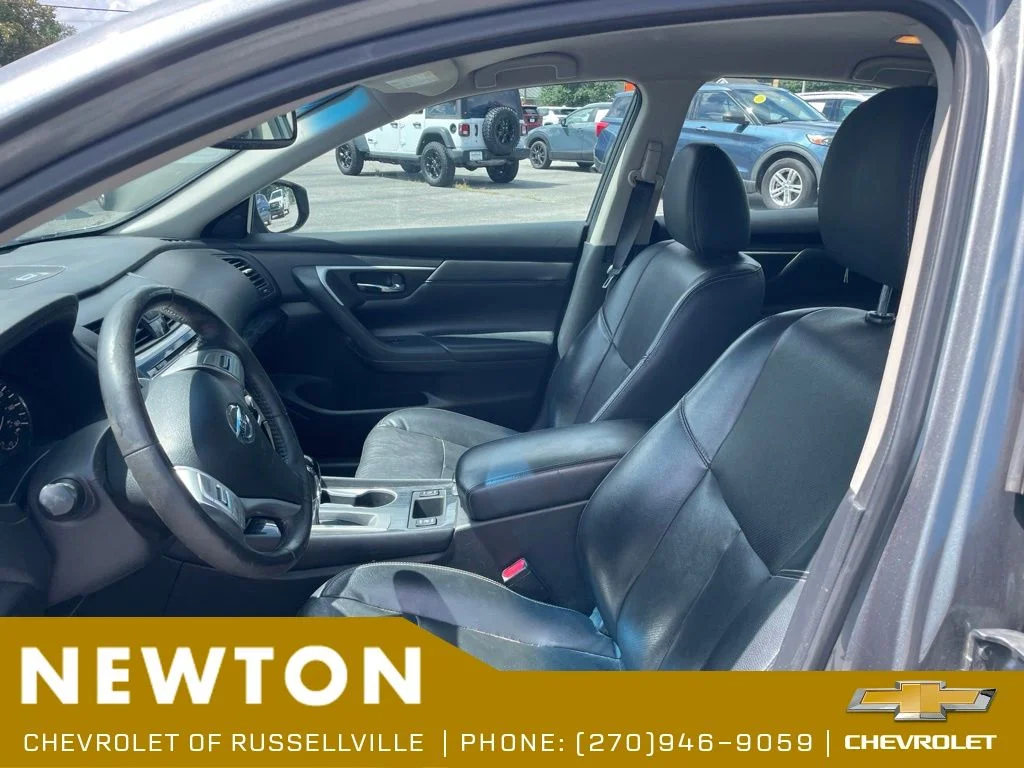 Used 2018 Gun Metallic Nissan 2.5 SL image 4