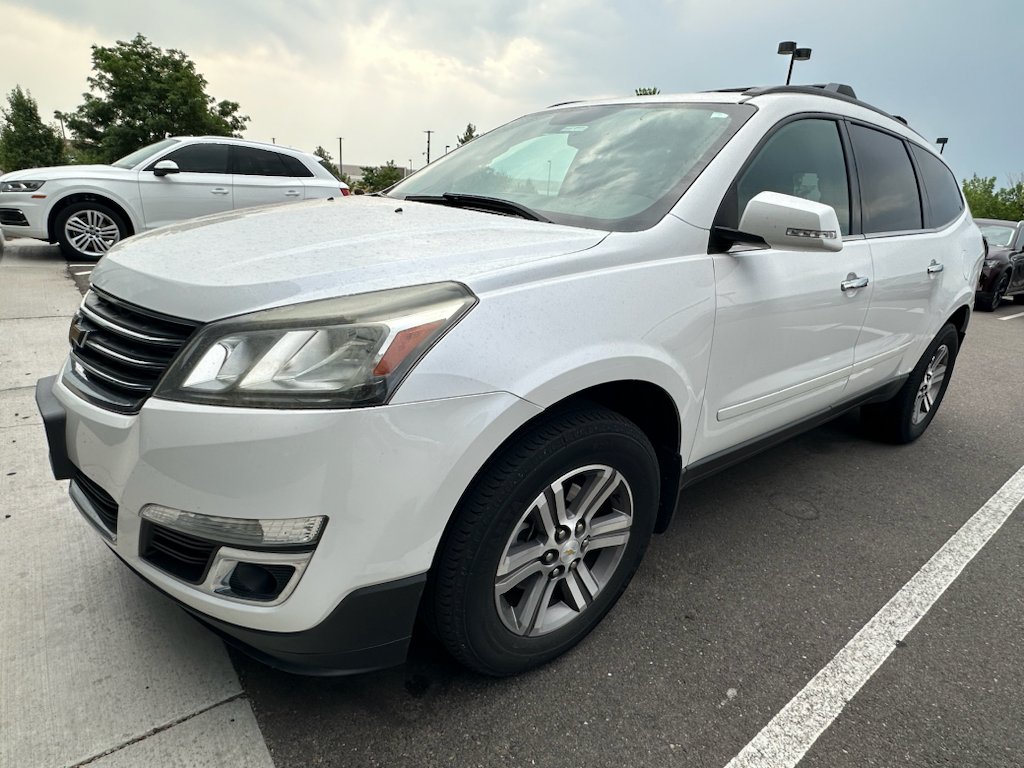 Used 2017 Iridescent Pearl Tricoat Chevrolet LT image 2