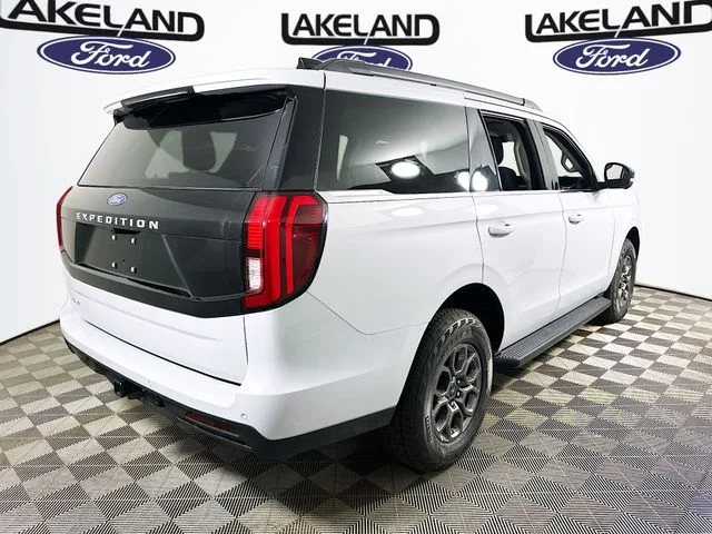 New 2026 Silver Ford Active image 4