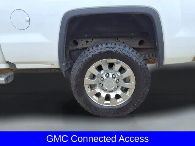 Used 2019 White GMC Denali image 23