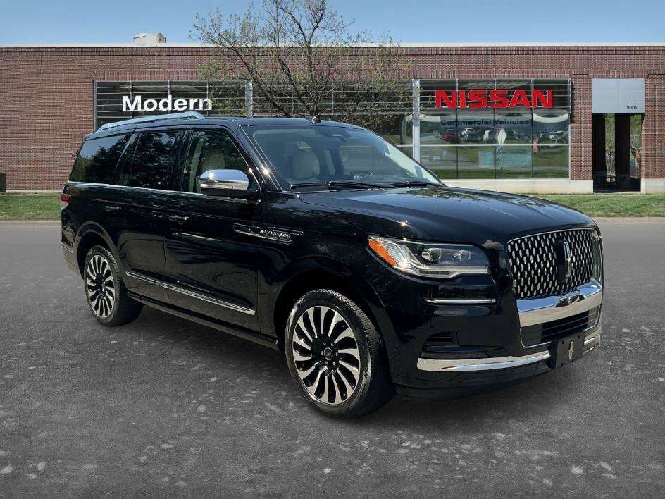Used 2022 Black Metallic Lincoln Black Label image 5