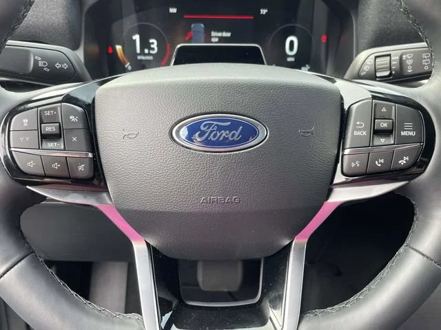 2026 Ford Explorer Platinum - Photo 31