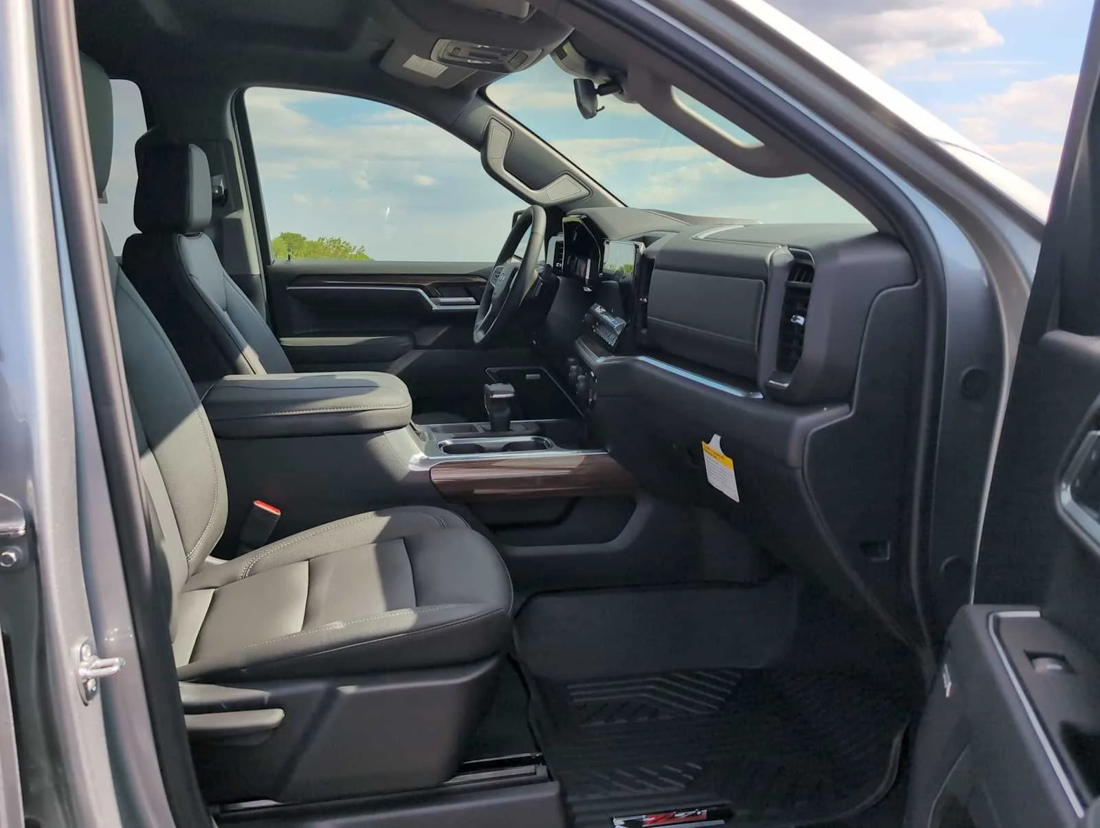 New 2026 Sterling Gray Metallic Chevrolet RST image 28