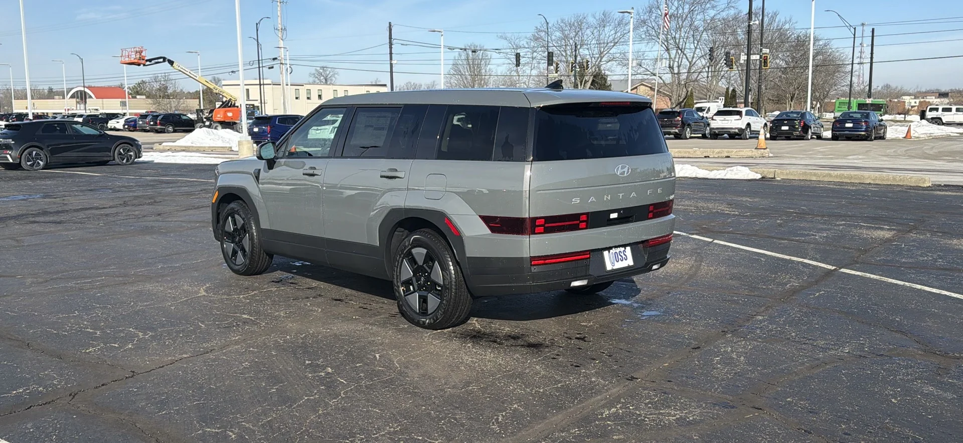 New 2026 Hampton Gray Hyundai SE image 5