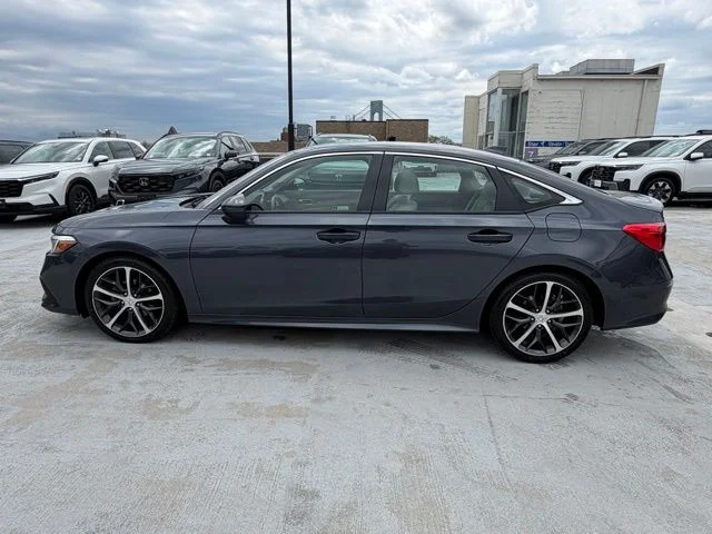 Used 2024 Gray Honda Touring image 4