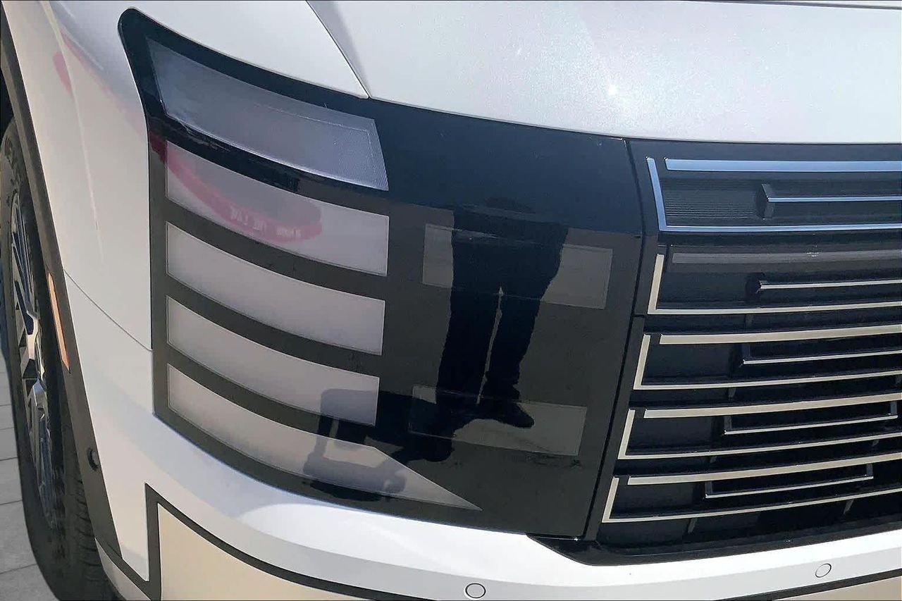 New 2026 Creamy White Pearl Hyundai SEL Premium FWD image 13