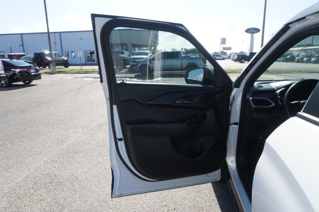 Used 2023  Chevrolet RS image 10