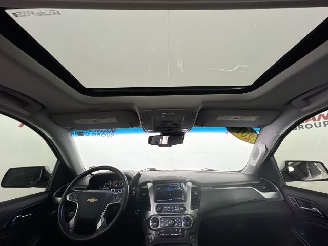 Used 2019 IRIDESCENT PEARL TRICOAT Chevrolet Premier image 26