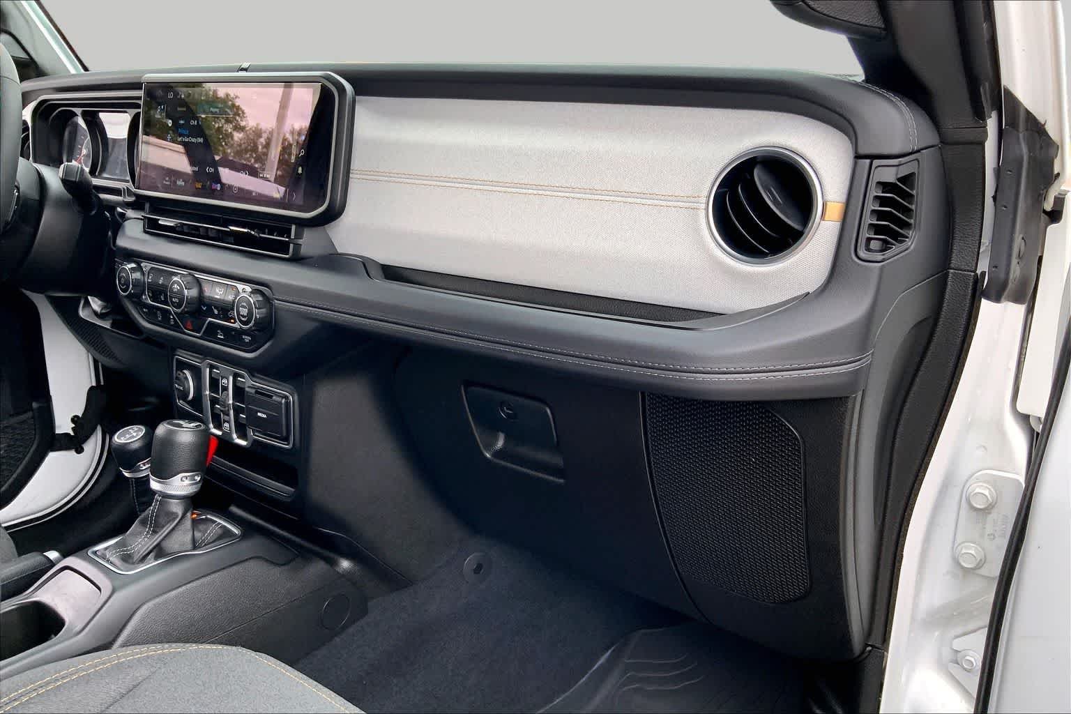 Used 2024 Bright White Clearcoat Jeep Sahara image 19