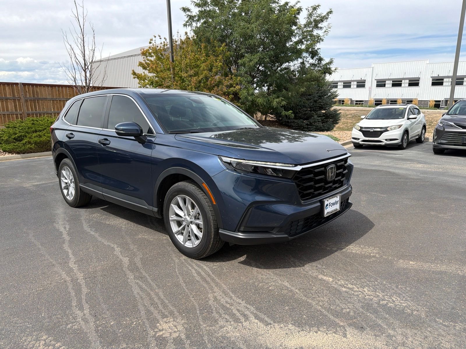 Used 2025 Blue Honda EX image 3