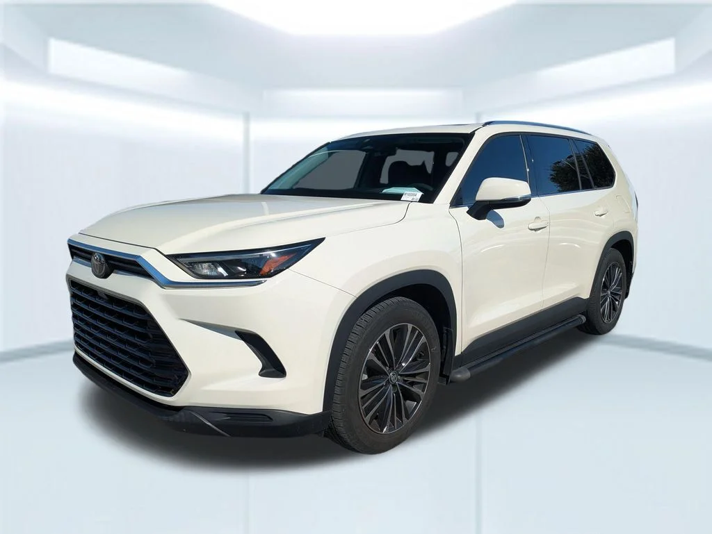 2024 Toyota Grand Highlander XLE AWD's photo