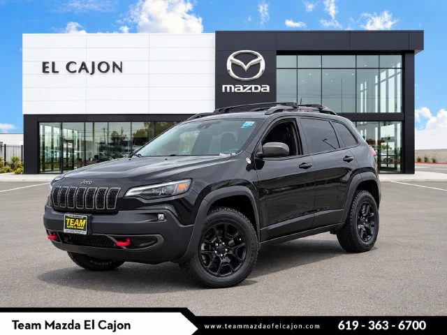 Used 2021 Black Jeep Trailhawk image 1