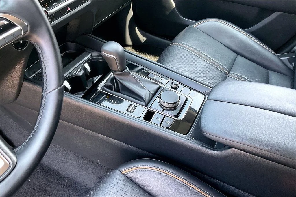 Used 2025 Blue Metallic Mazda Premium image 17