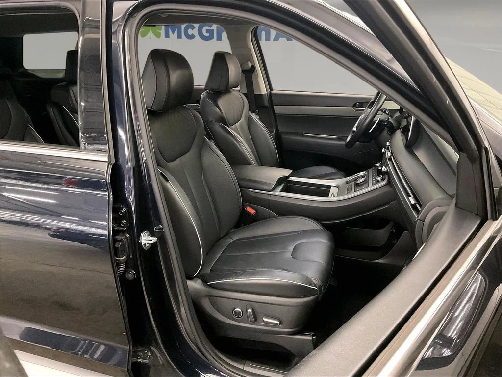 Certified Used 2025 White Hyundai SEL image 10