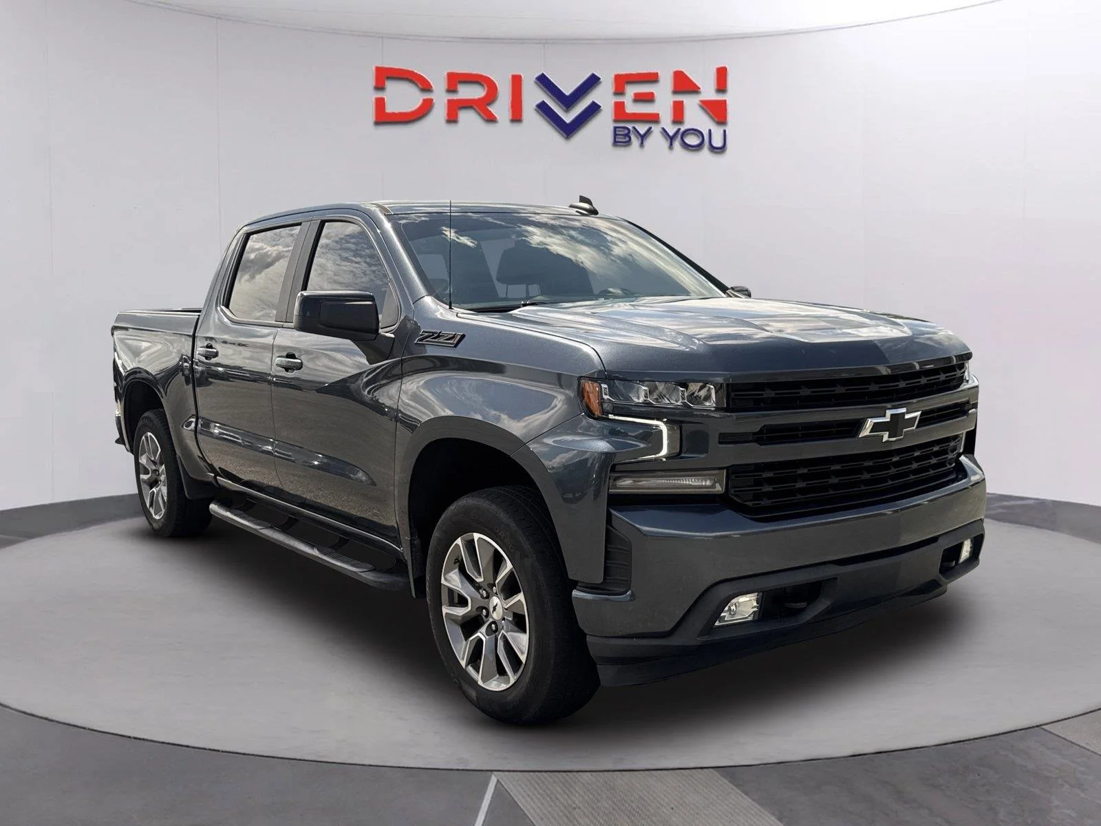 Used 2021 SHADOW GRAY METALLIC Chevrolet RST image 1