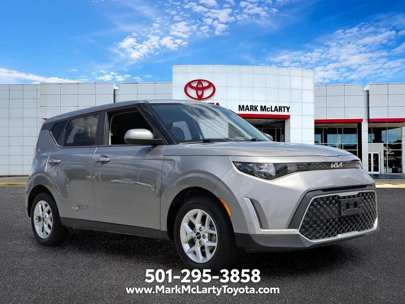 Used 2023 GRAY KIA LX IVT image 7