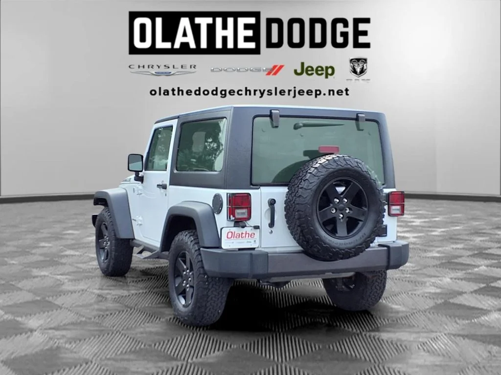 Used 2017 White Jeep Sport image 3