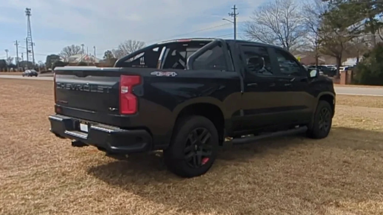 2025 Chevrolet Silverado 1500 RST - Photo 32