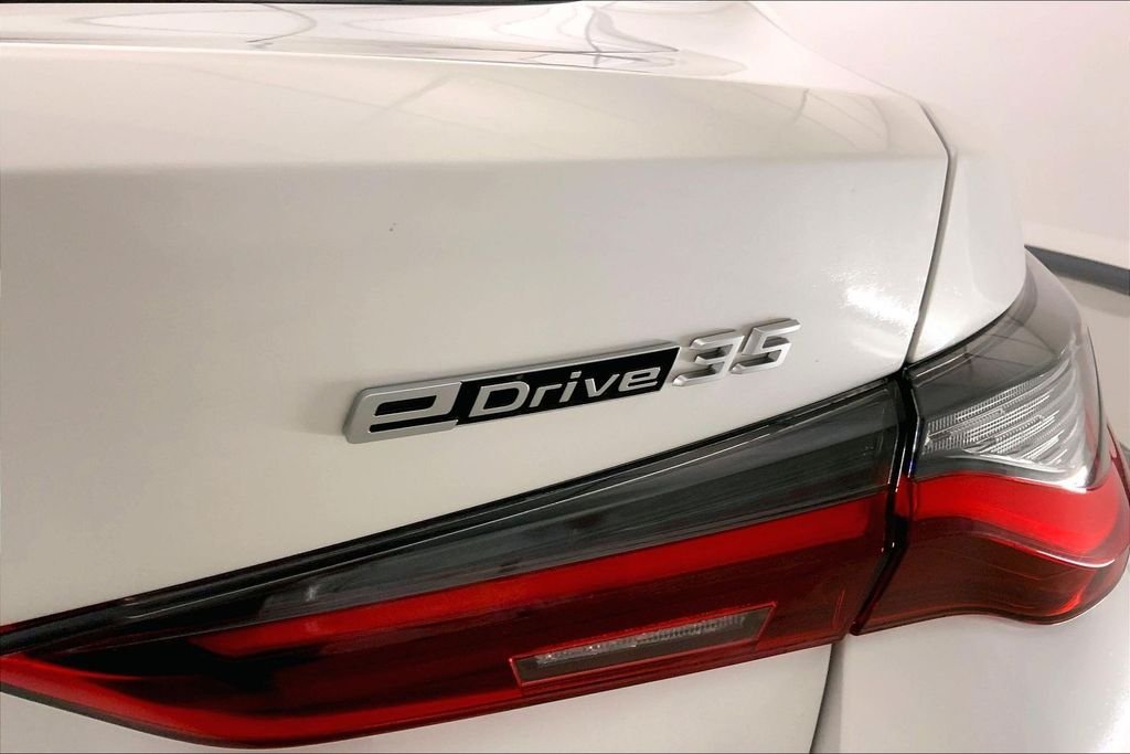 Used 2023 Mineral White Metallic BMW  image 30