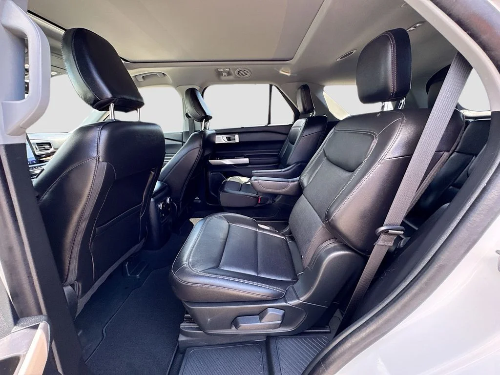 Certified Used 2023 White Ford Limited image 28