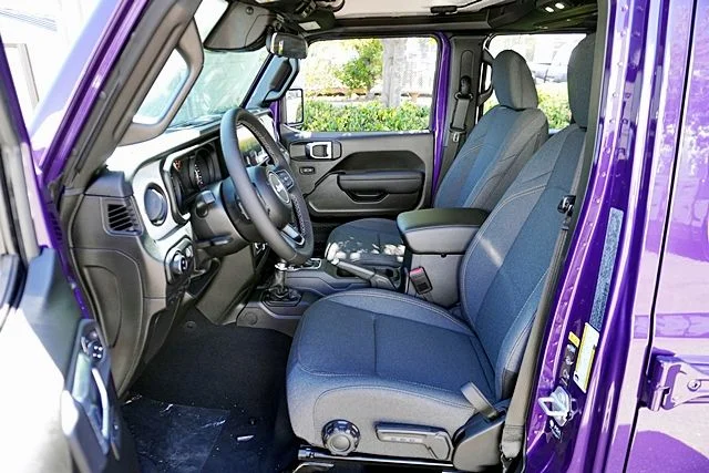 New 2026 Reign Jeep Sport S image 18
