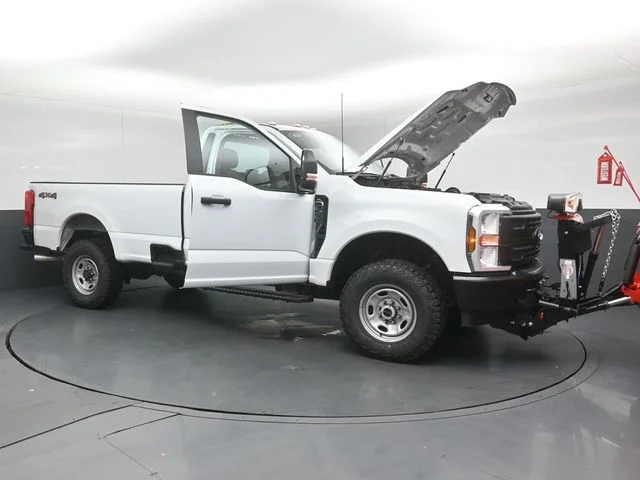 New 2026 Oxford White Ford XL image 47