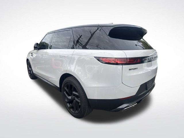 Used 2024 Gray Land Rover SE image 3