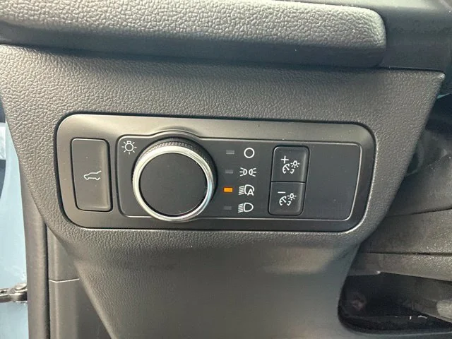 Used 2025 Vapor Blue Ford Active image 31
