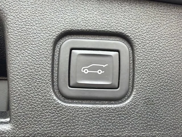 Used 2024 Sterling Gray Metallic Chevrolet LT image 19
