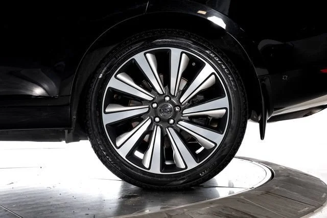 Used 2025 Santorini Black Metallic Land Rover SV image 13
