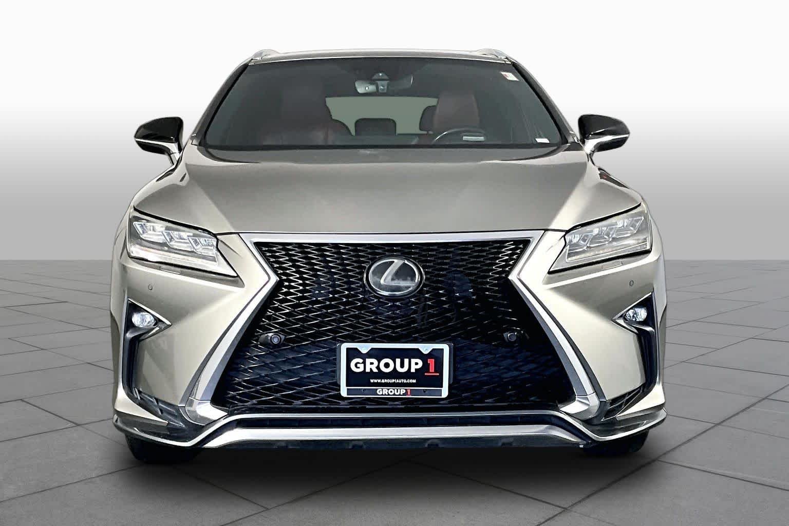 Used 2017 Atomic Silver Lexus  image 4
