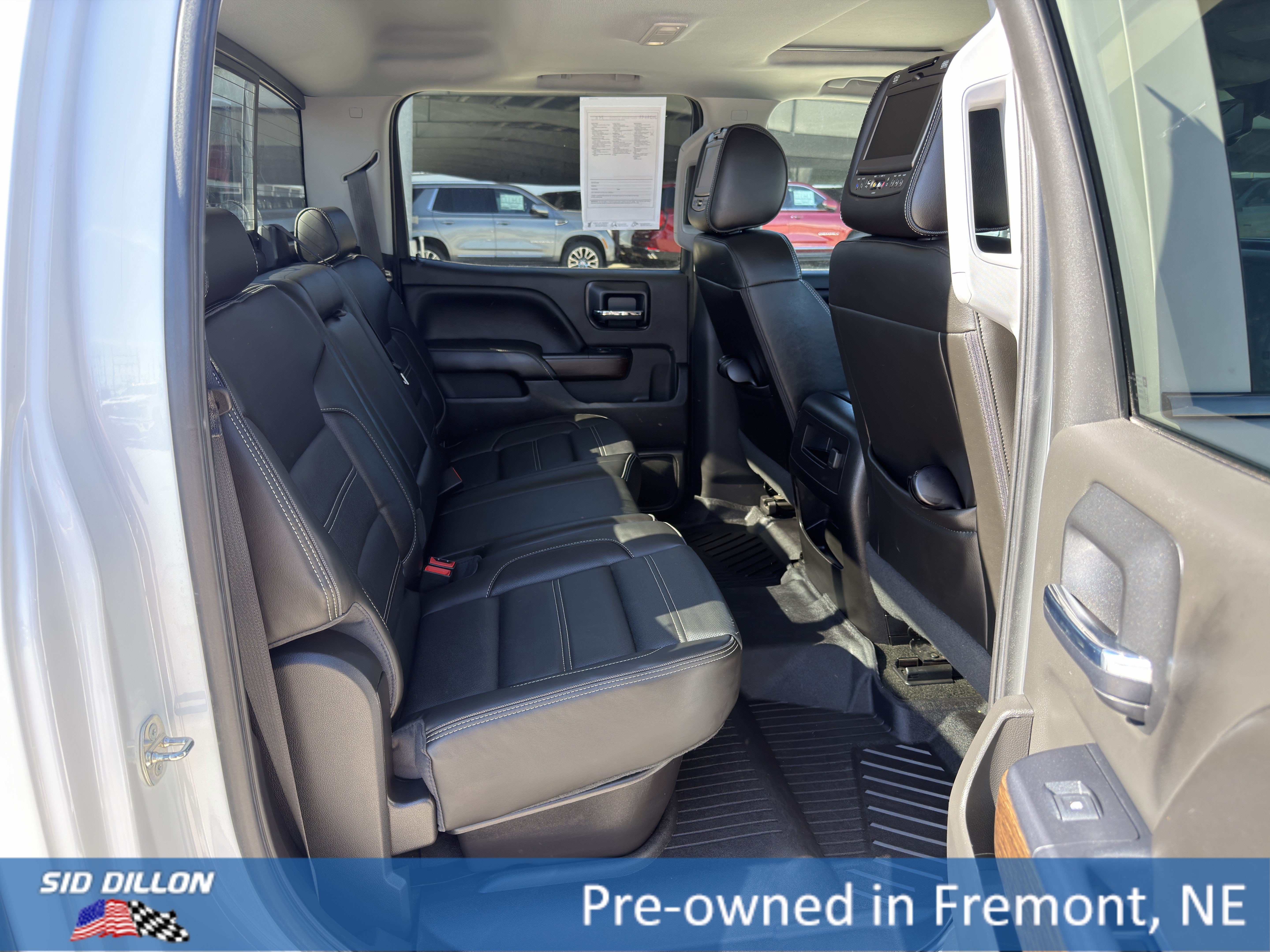 Certified Used 2018 WHITE FROST TRICOAT GMC Denali image 19