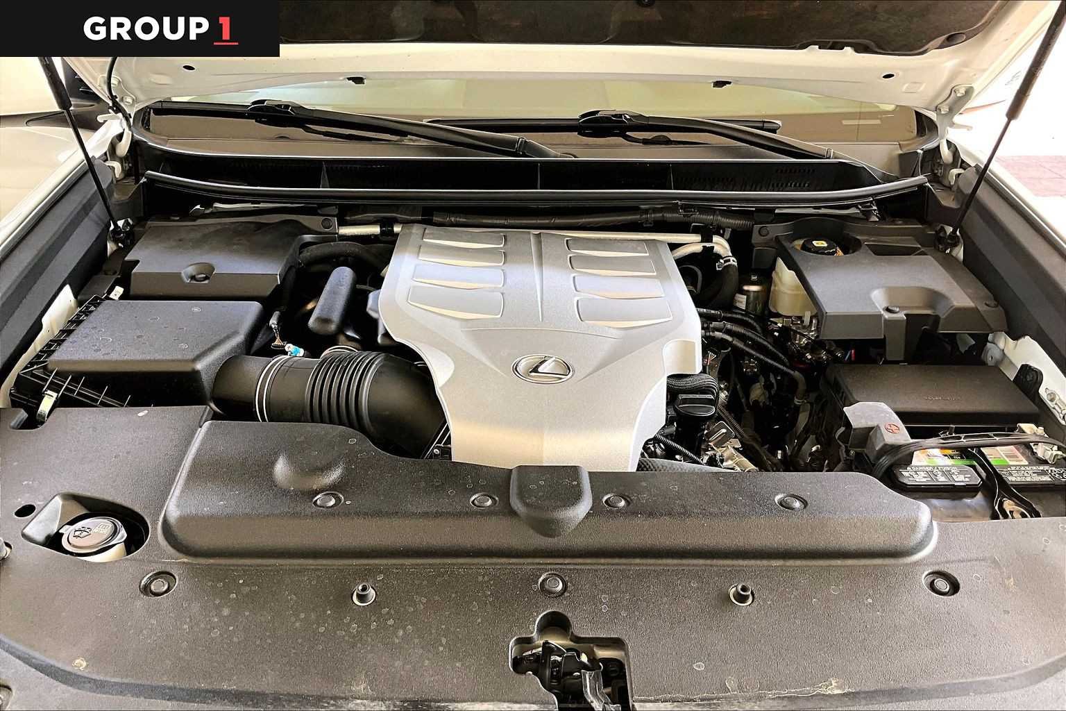 Certified Used 2021 STARFIRE PEARL Lexus Premium image 29