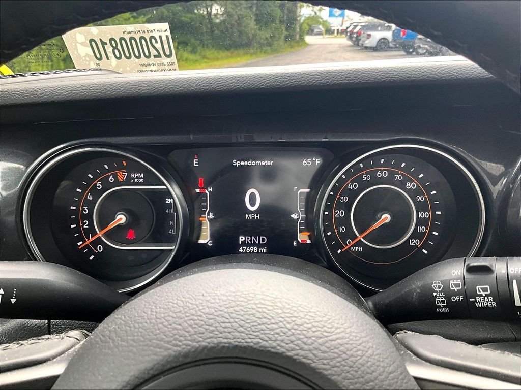 Used 2022 Black Clearcoat Jeep Unlimited Sport Altitude image 25