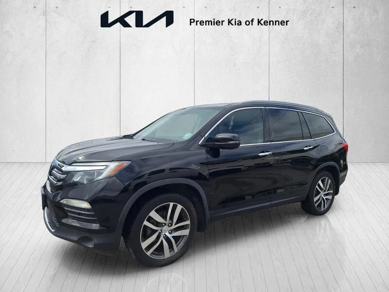 2016 Honda Pilot 2WD Touring's photo
