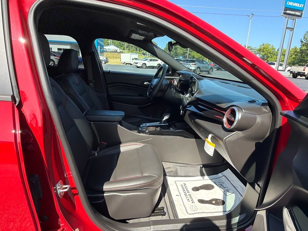 2026 Chevrolet Trax RS - Photo 32