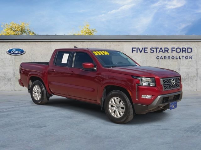 Used 2024 Red Nissan SV image 2