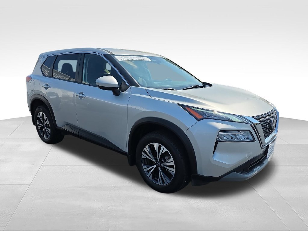 Used 2023 Silver Nissan SV image 8
