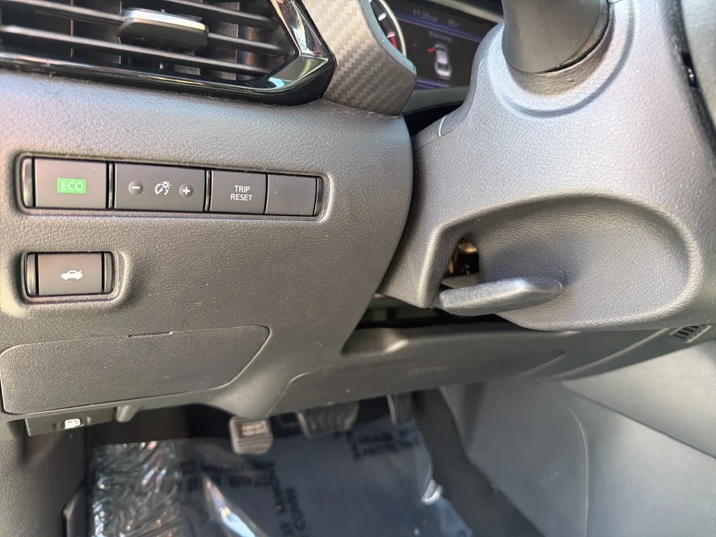 Used 2024 Gray Nissan SV image 18