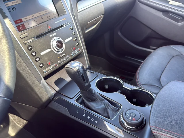 Used 2018 Silver Ford Sport image 22
